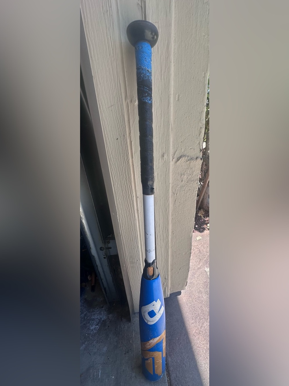 Demarni CF UFX-22 - USA  - 30"/20oz -  2-5/8 Dia. Composite Bat (-10 Drop)